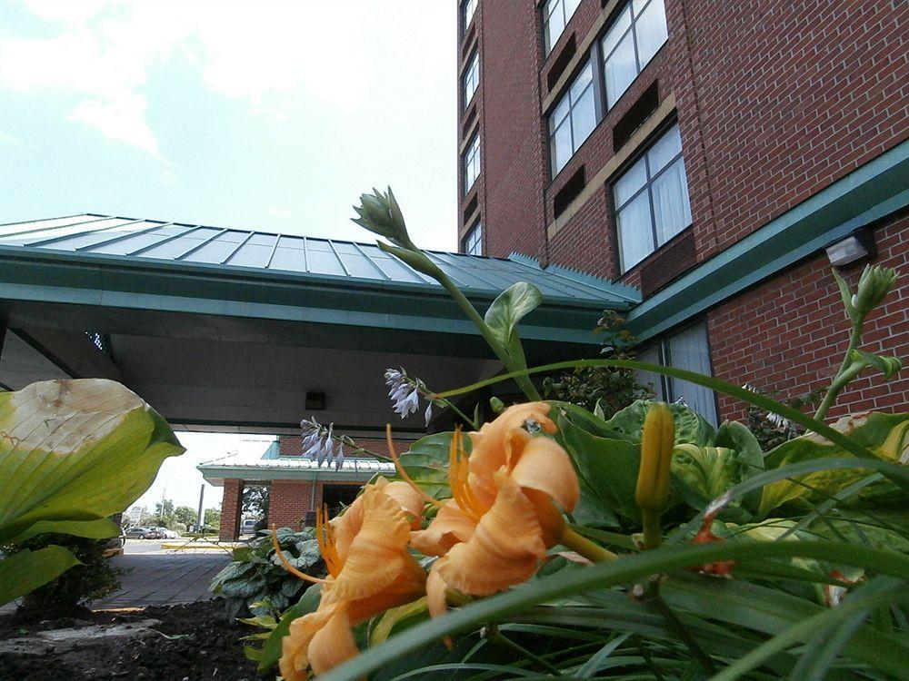 Holiday Inn Express Hamilton-Stoney Creek Екстериор снимка